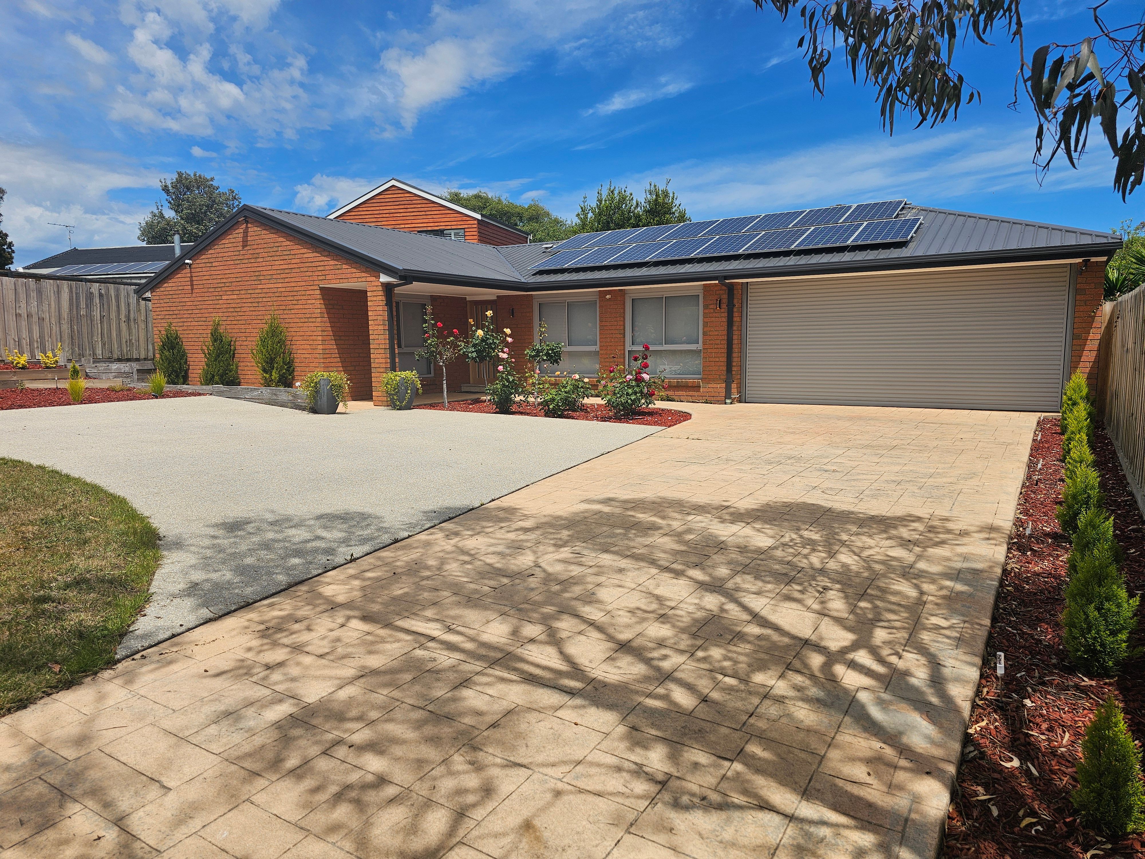 New low price - European comfort - high tech house in Mount Martha