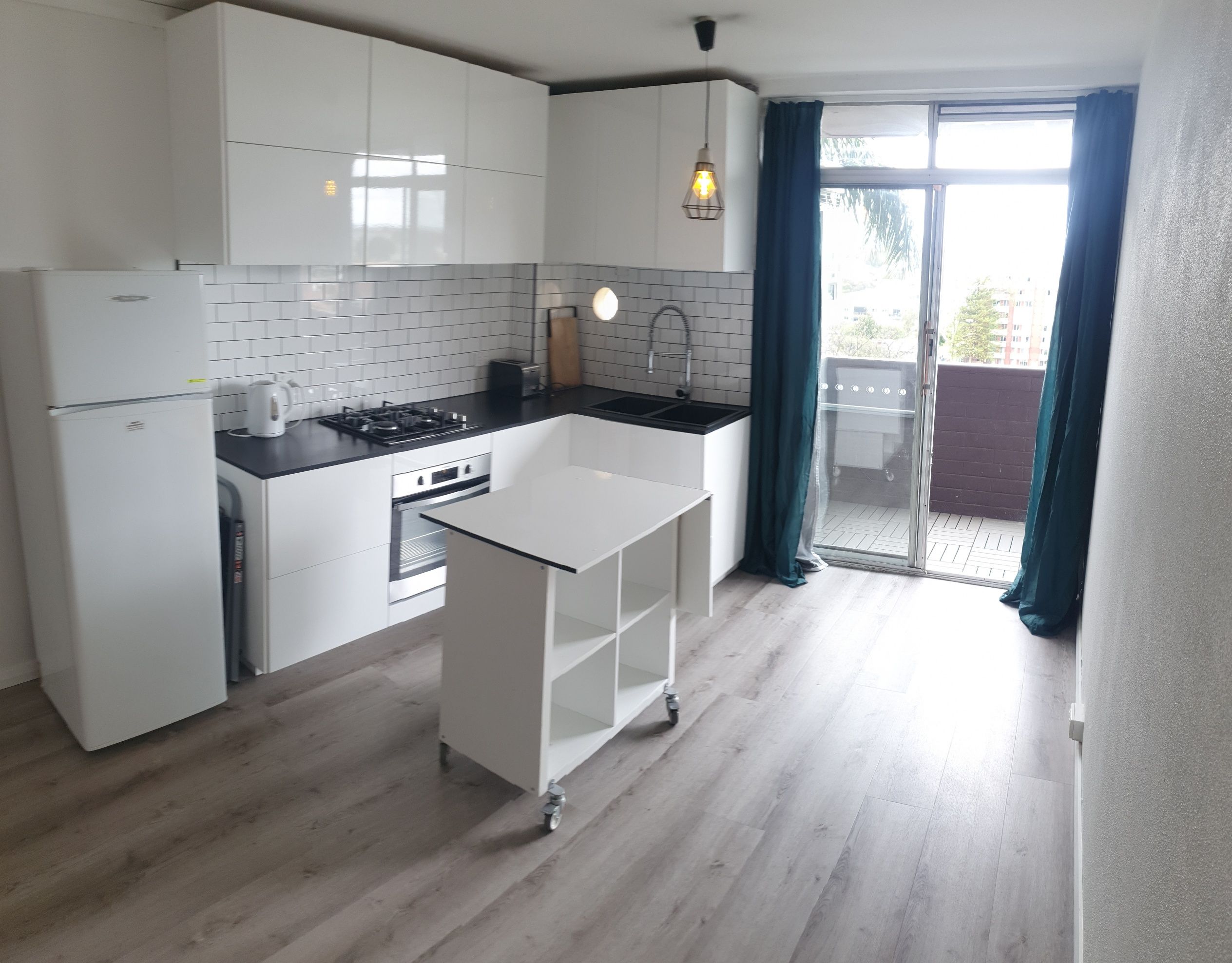 Vibrant Maylands -with a view