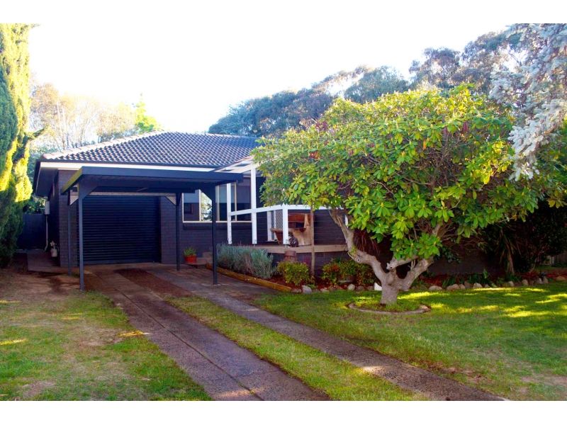 Wonderful Westlea lifestyle - leafy, established and peaceful