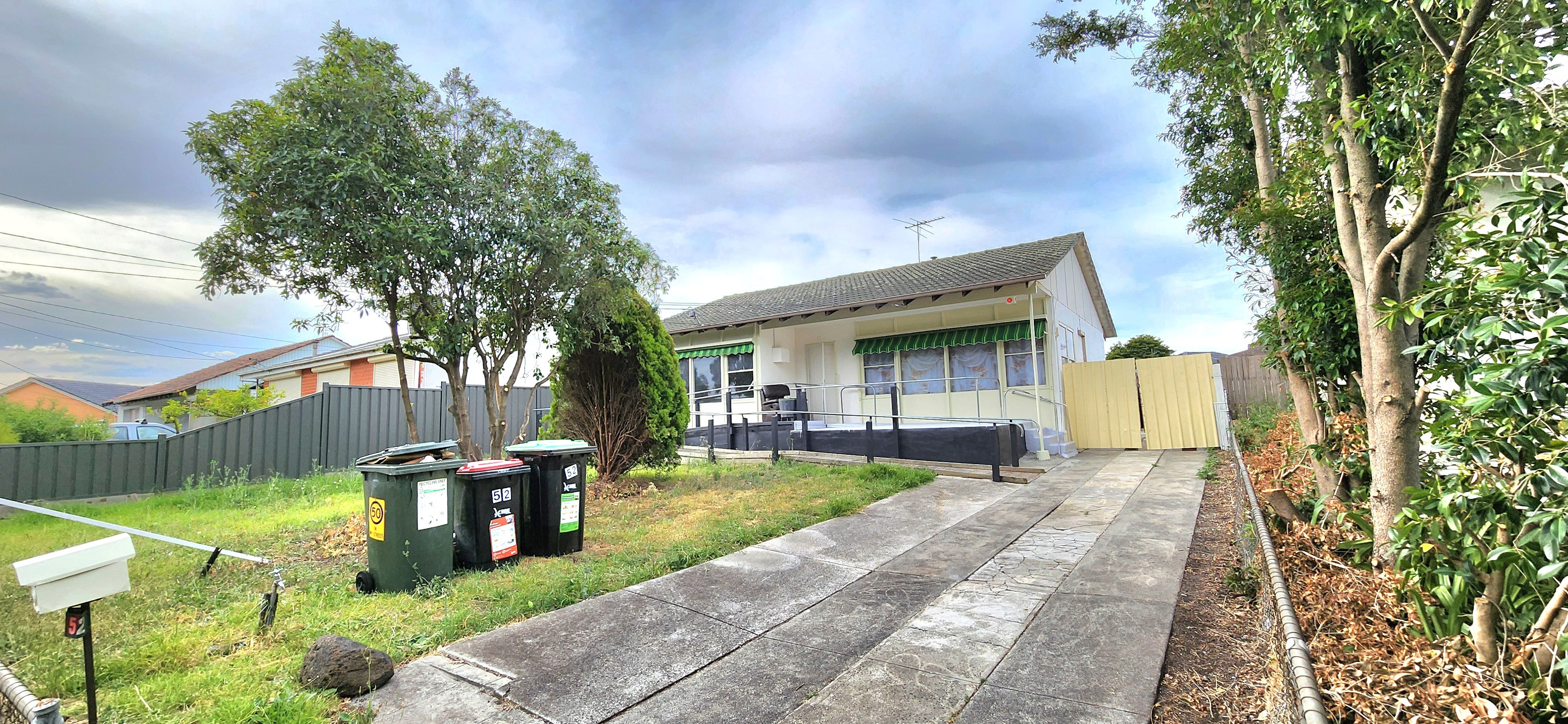 52 RIGGALL STREET, DALLAS, VIC 3047