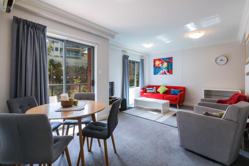 Fantastic city location- fully furnished home