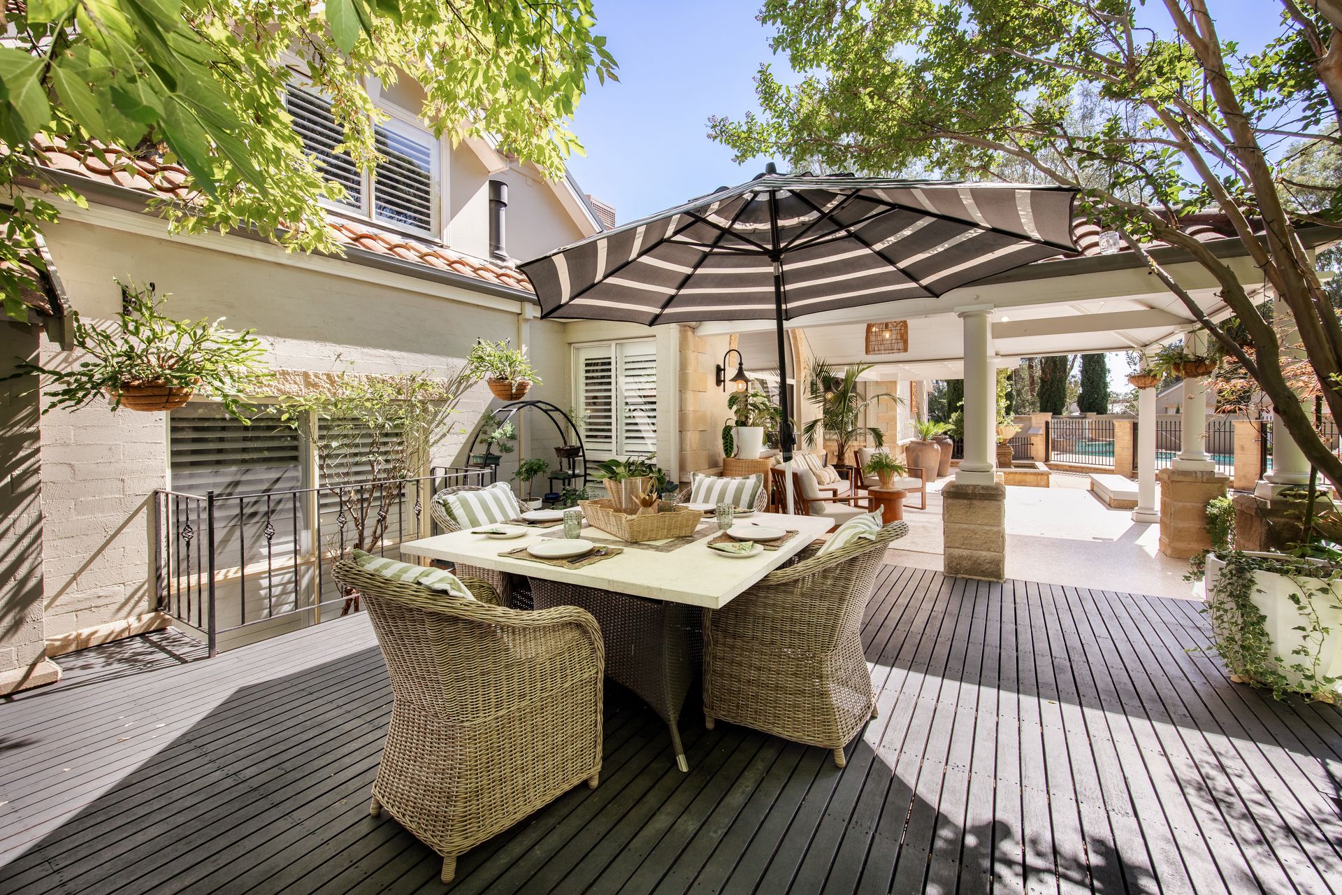 The Lakehouse - Unparalleled luxury on 9404m2