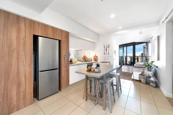 Convenient Feature Packed Apartment