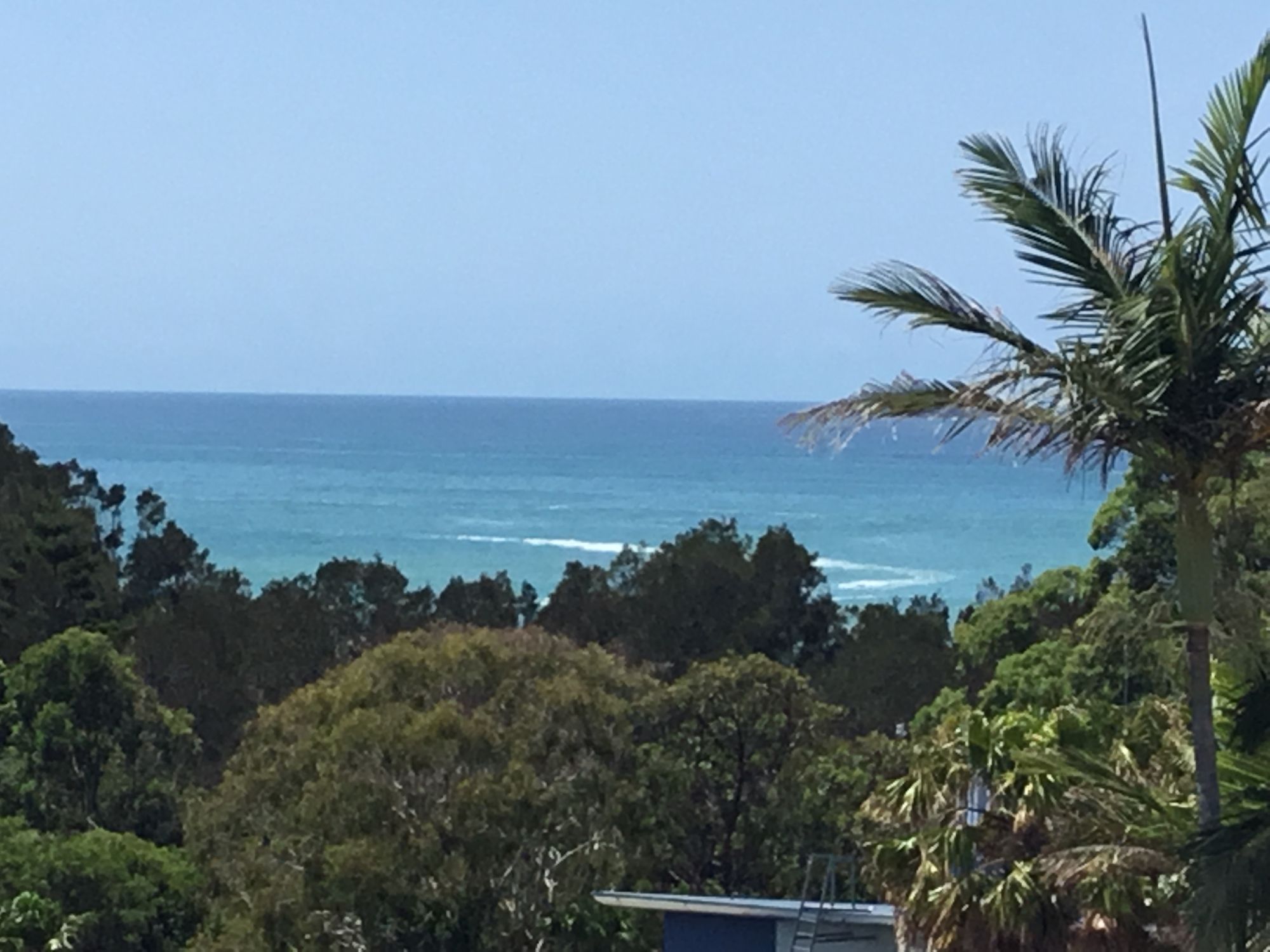 Beautifully renovated Ocean View apartment to either live in, have as an investment or a combination of both - this fantastic opportunity awaits you