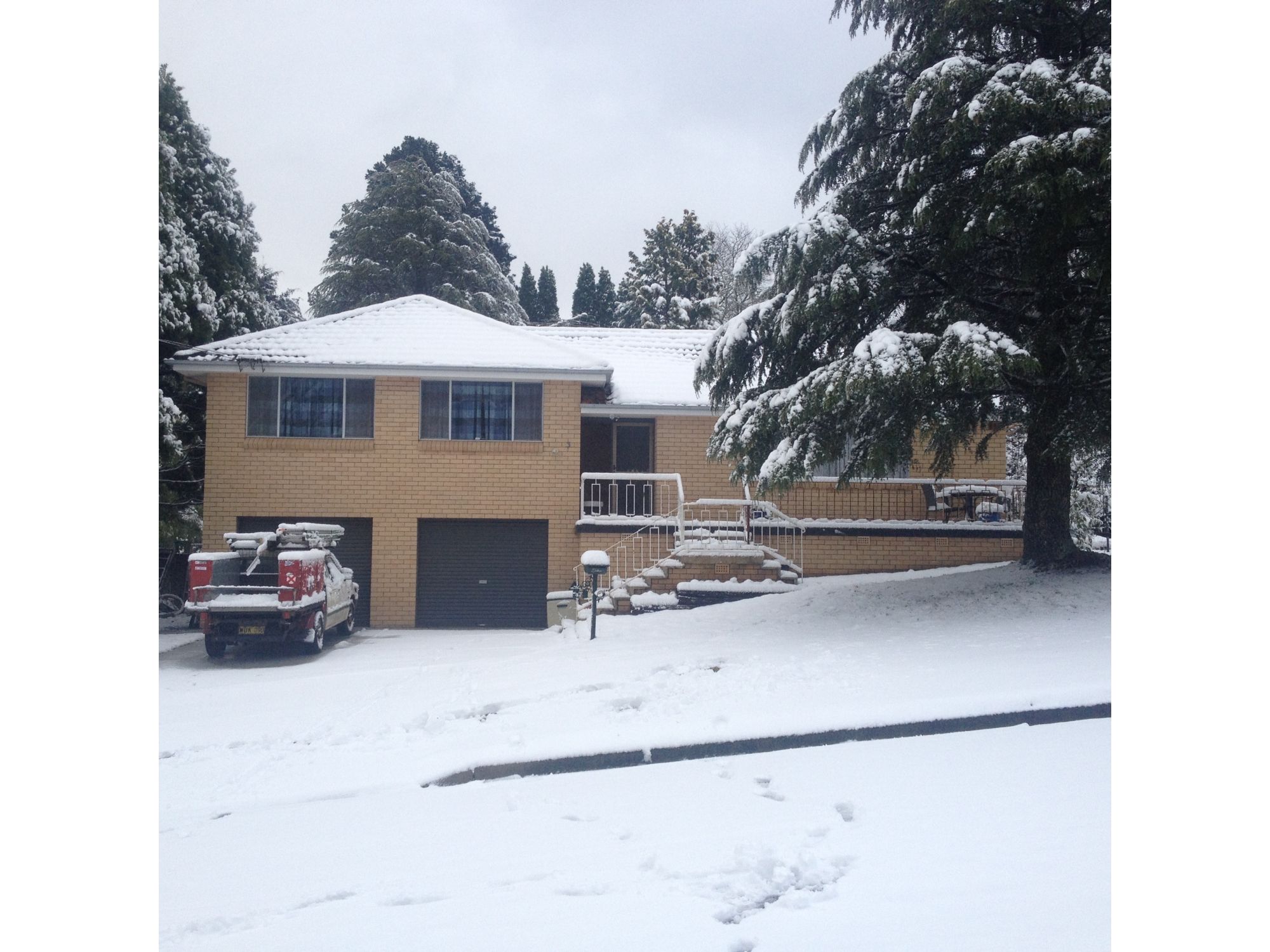 Large Mountain Home With Opportunity To Have Separate Areas.