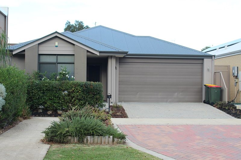 PLEASE ENTER 2792 Phone enquiry code for this property when ringing the number