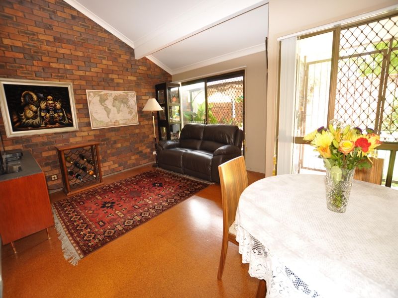 Unique, private, quiet, spacious and elevated