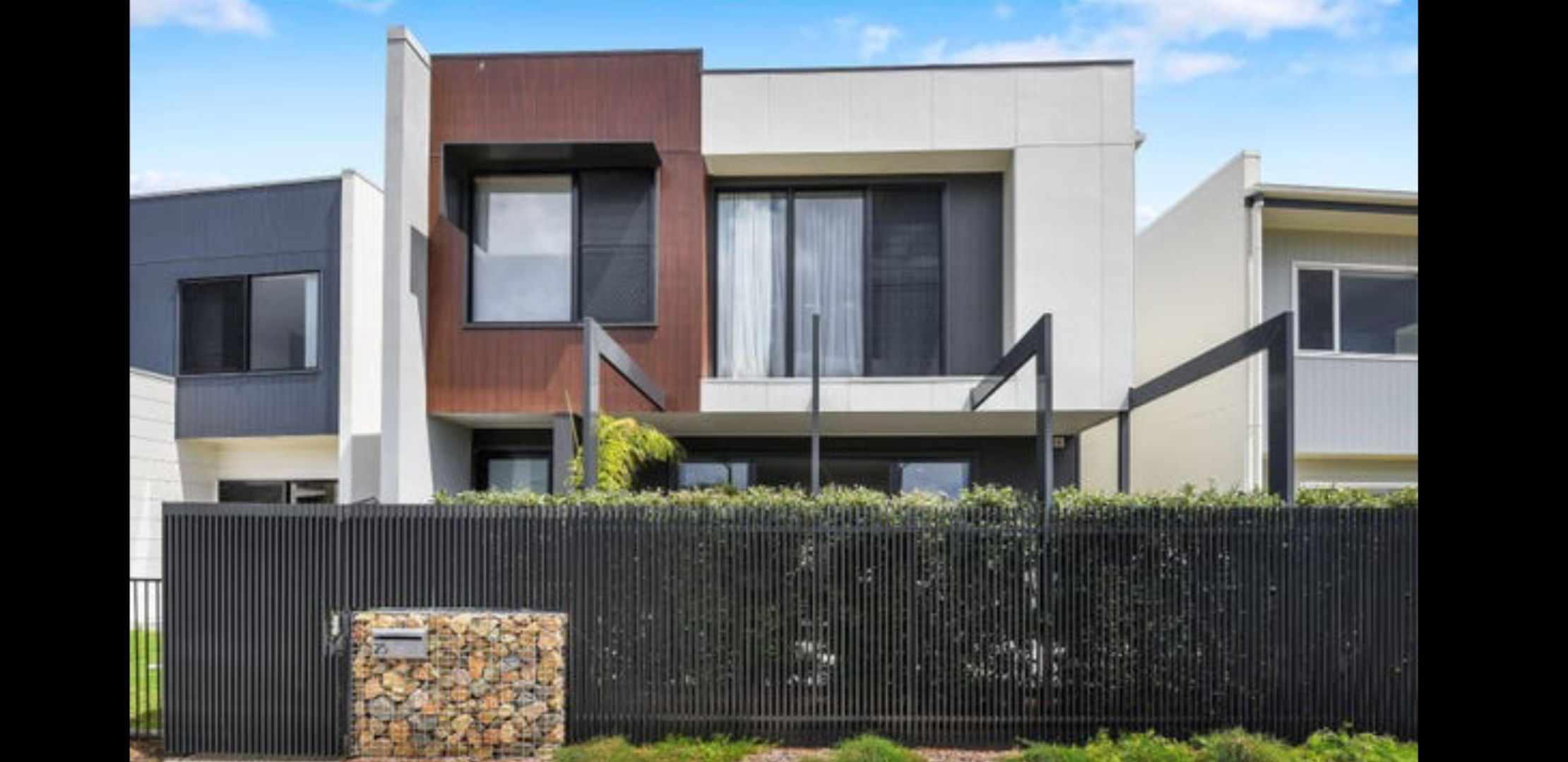 Contemporary Designer Living with quality and style, in enviable position in Sunshine Cove!