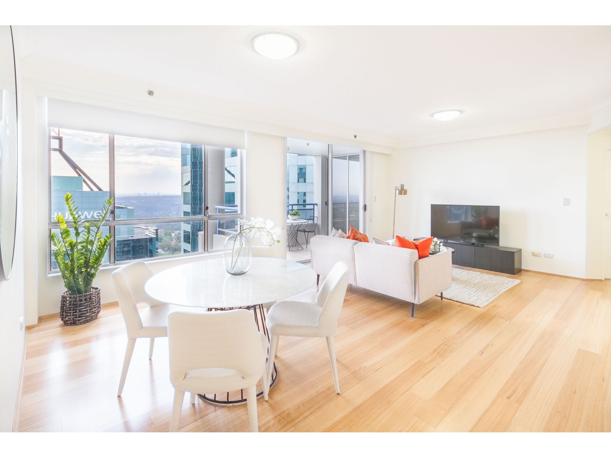 Rare Opportunity, 2 Bedroom Apartment With A Lock Up Garage And Storage Cage