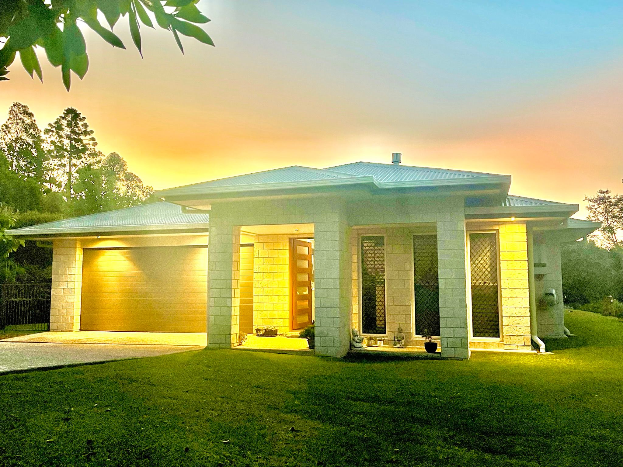 HEAVEN ON EARTH IN MAGICAL MALENY