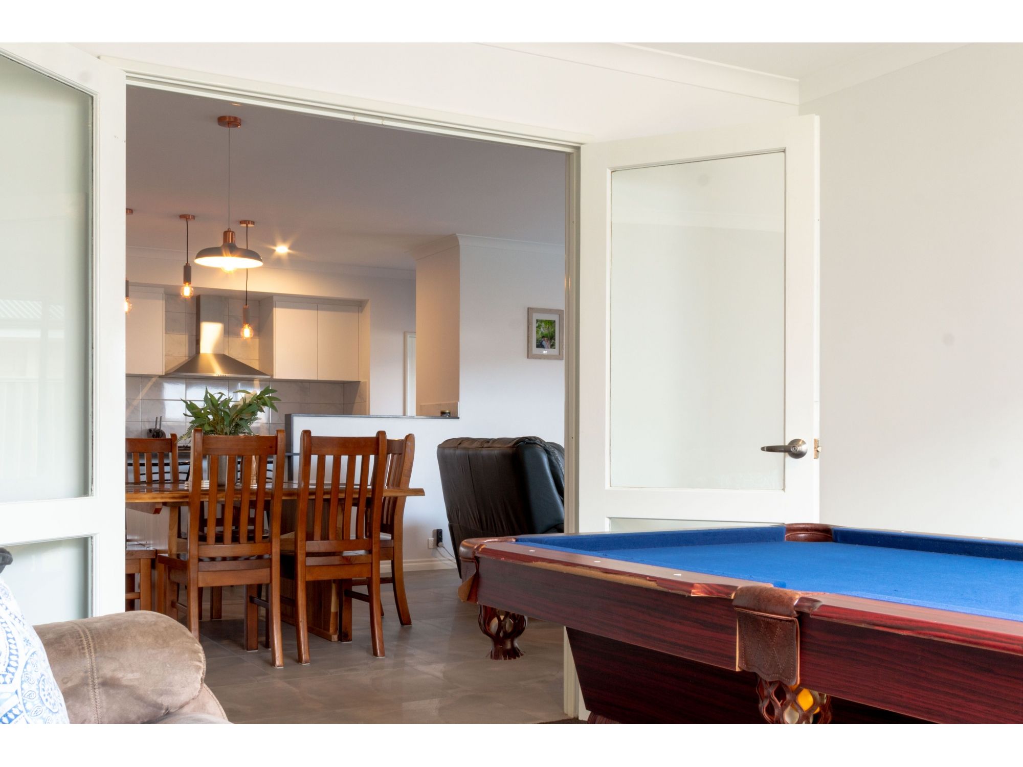 Thoughtfully Designed 3x2 Home... Comfortable Open Plan Living!