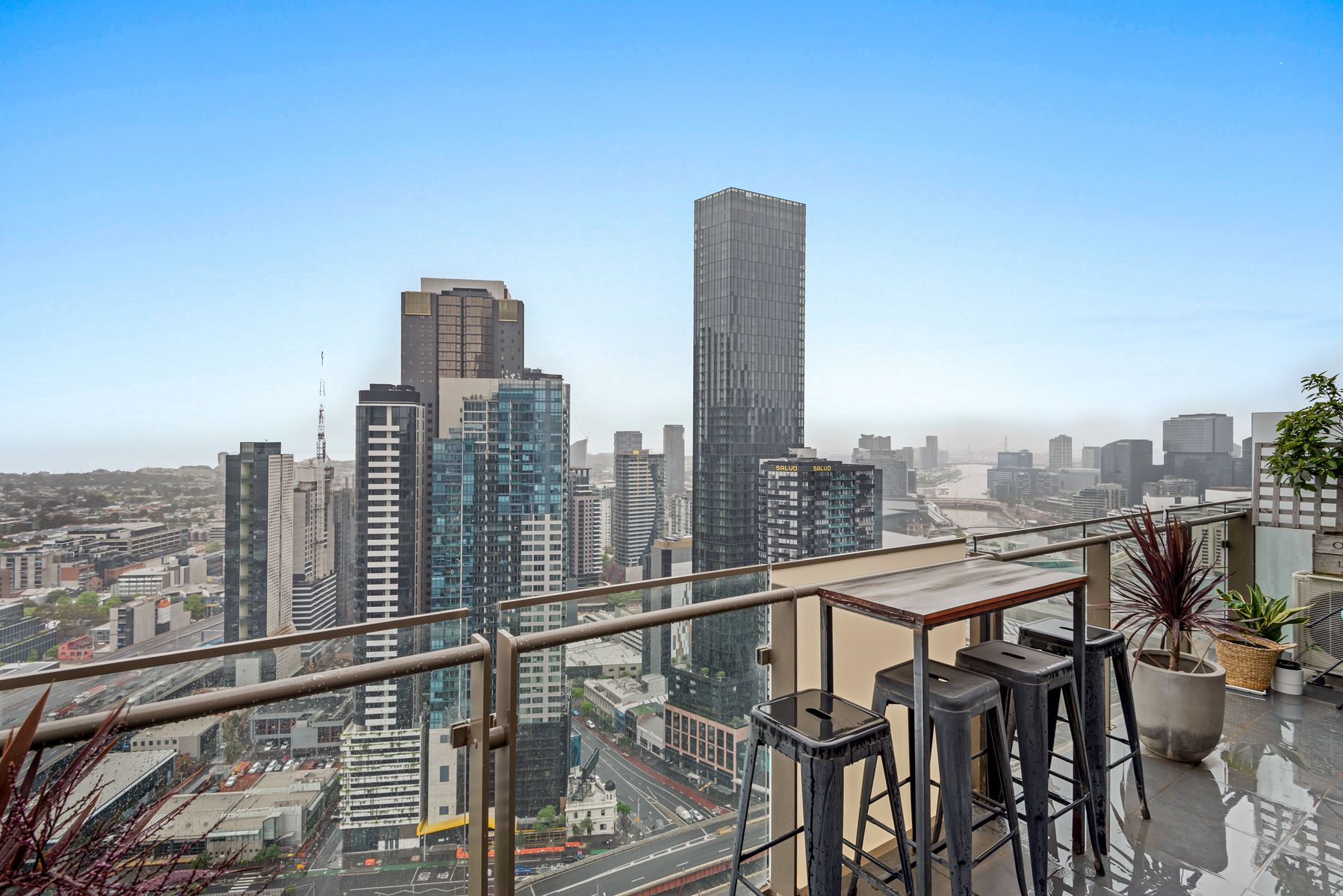 Sub-penthouse luxury with sweeping bay and river views