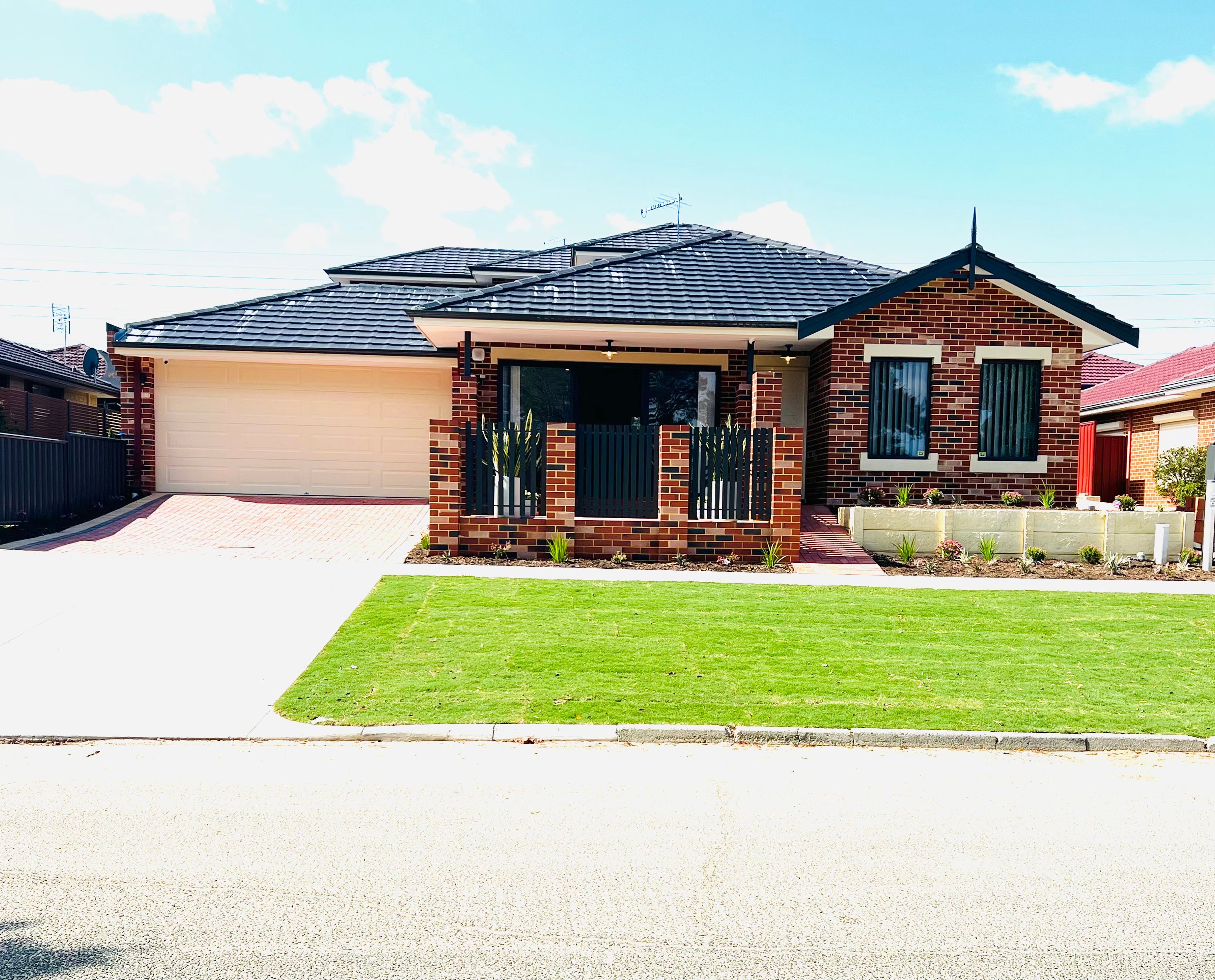 BRAND NEW HOME – AVAILABLE NOW