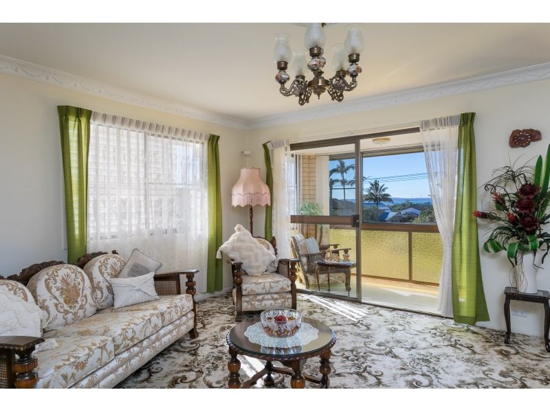 Water Views Deceased Estate - Can never be built out