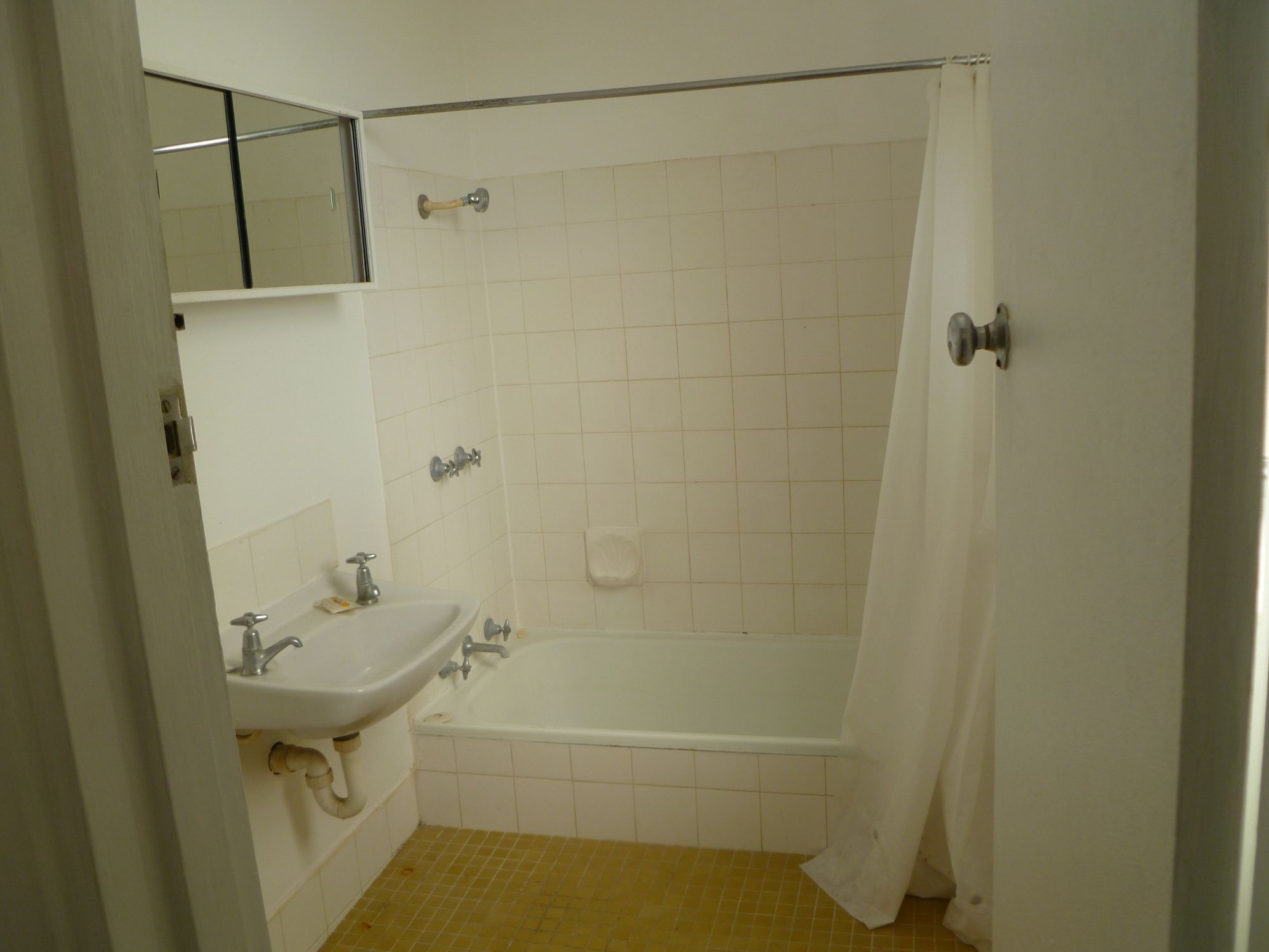 Strata unit at St John's Court