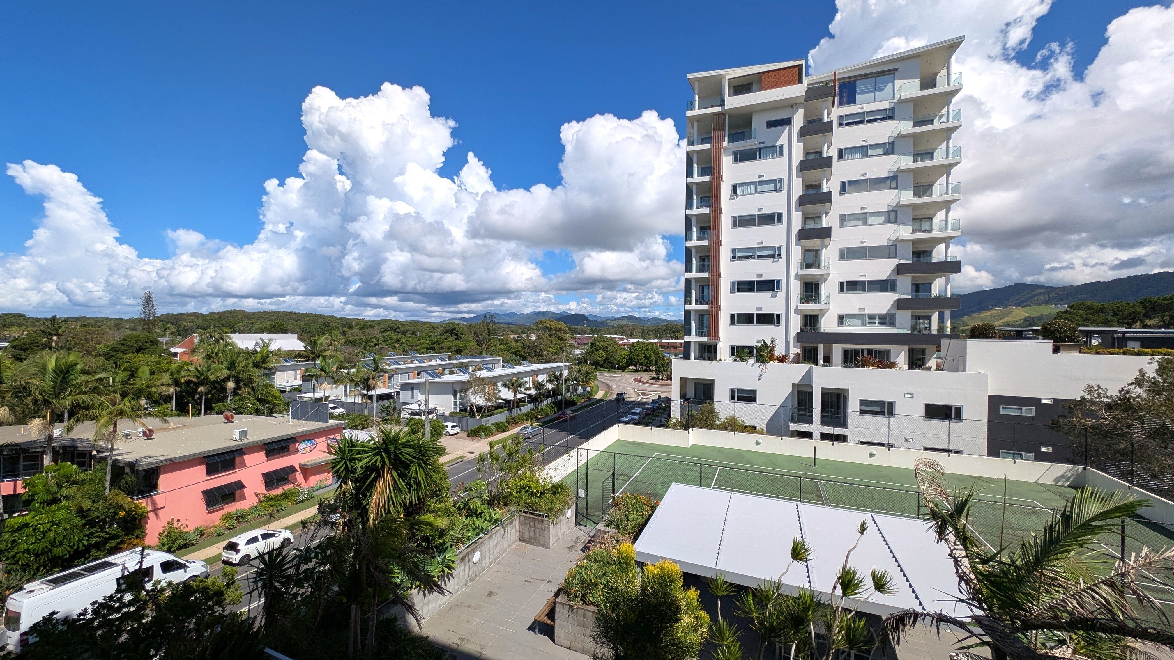 OCEAN PARADE BEACH COMFORT
