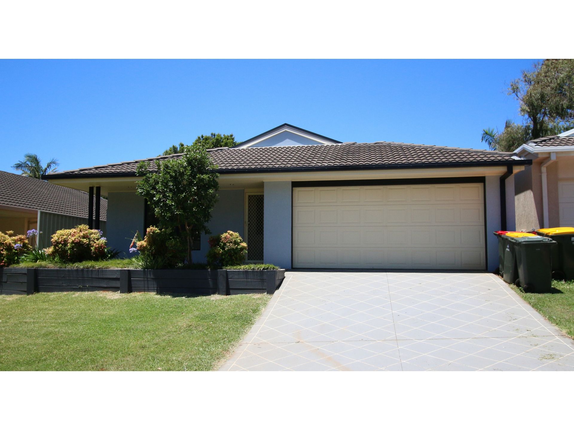 Flynn’s Beach. Where the living is easy