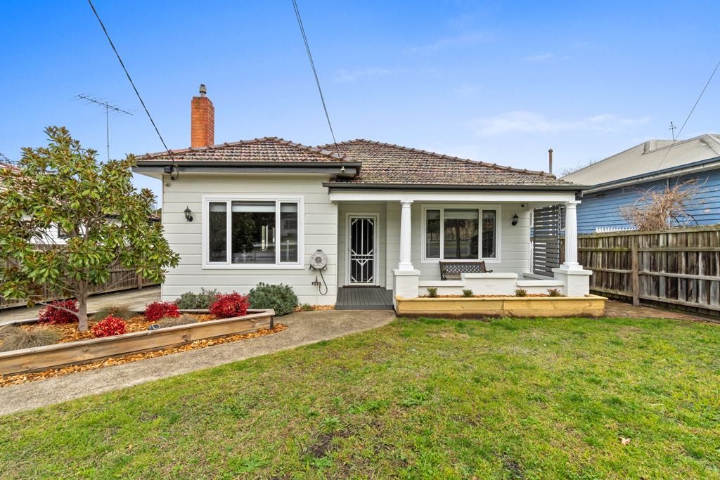 Charming Californian Bungalow with Space, Style and Family Appeal