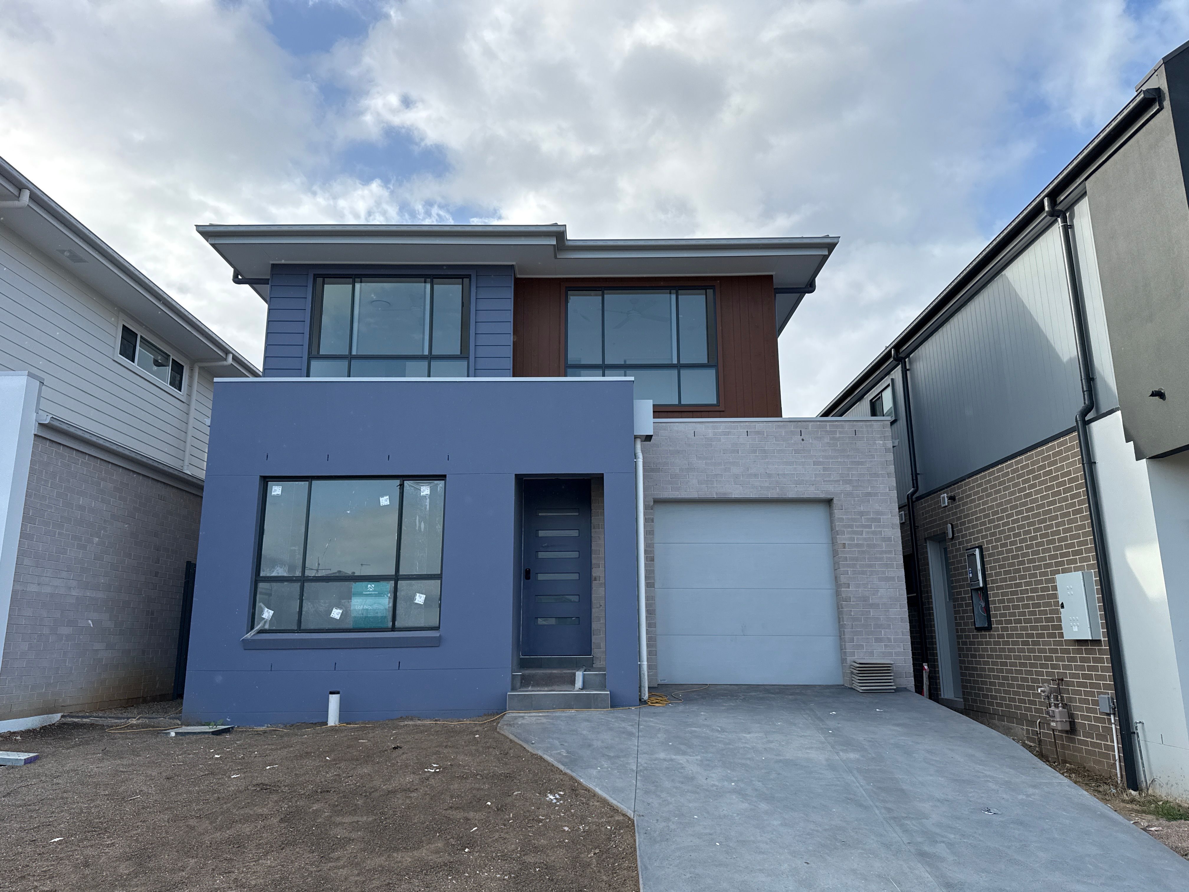 Felsite Crescent, Rouse Hill