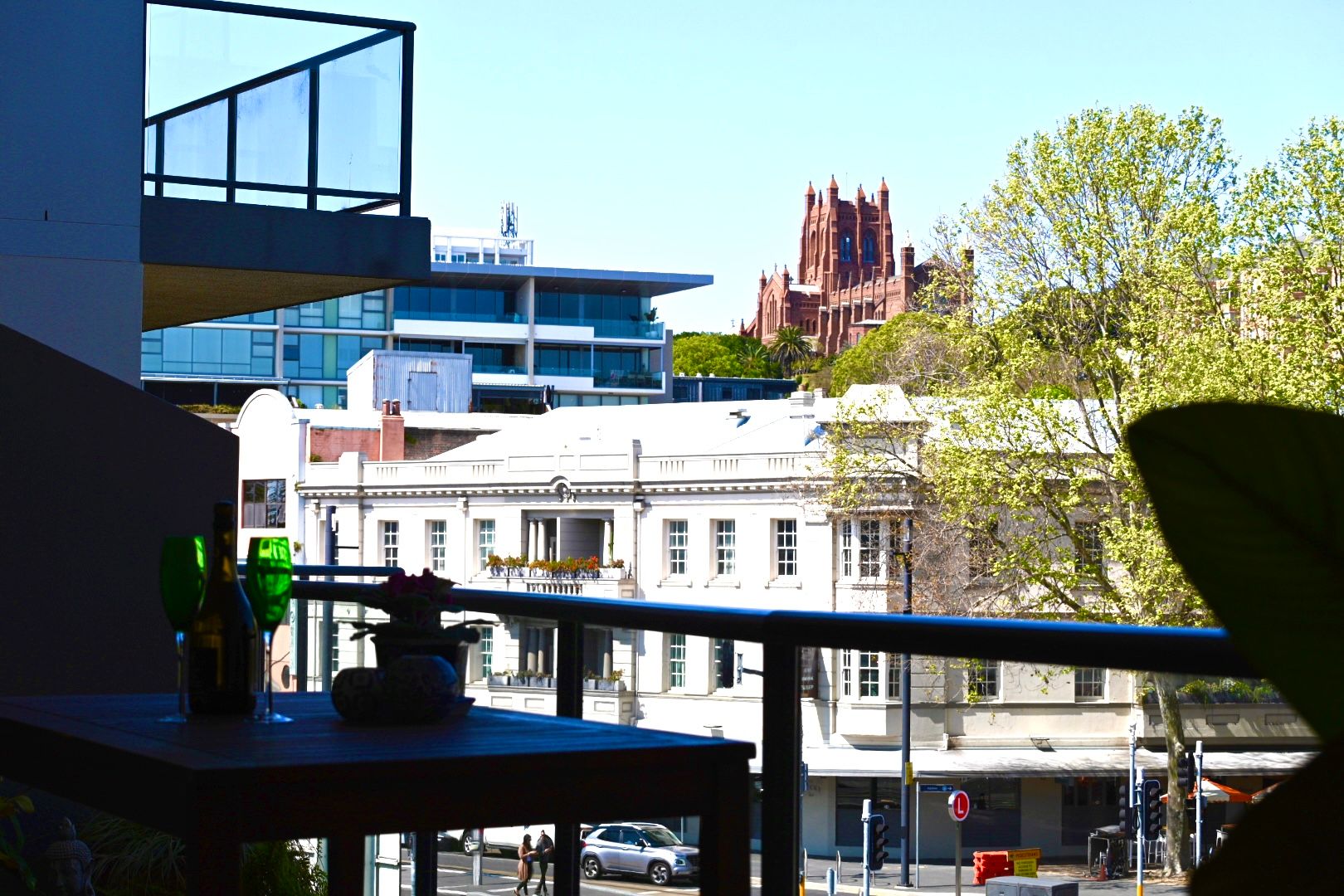 Stunning Renovated Apartment in Nautilos Building, Newcastle CBD