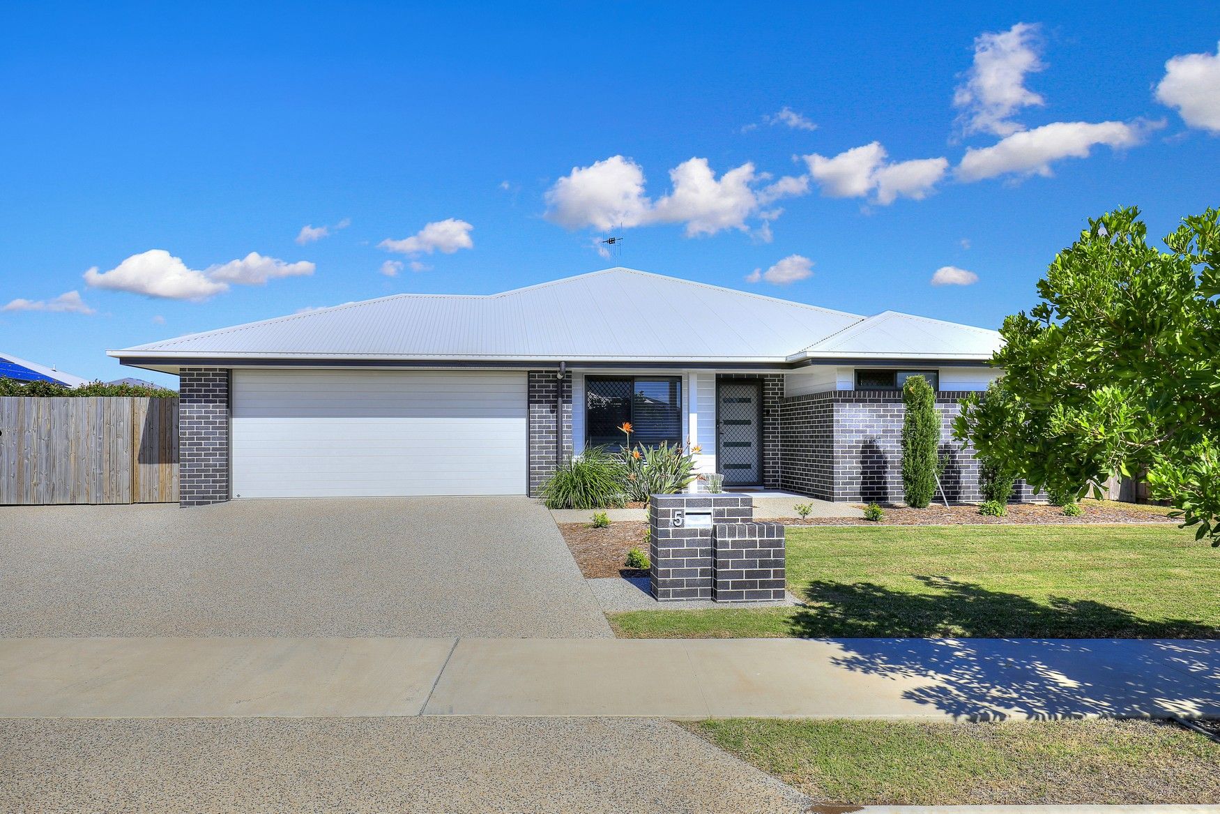 Near new family home only minutes from the beach!