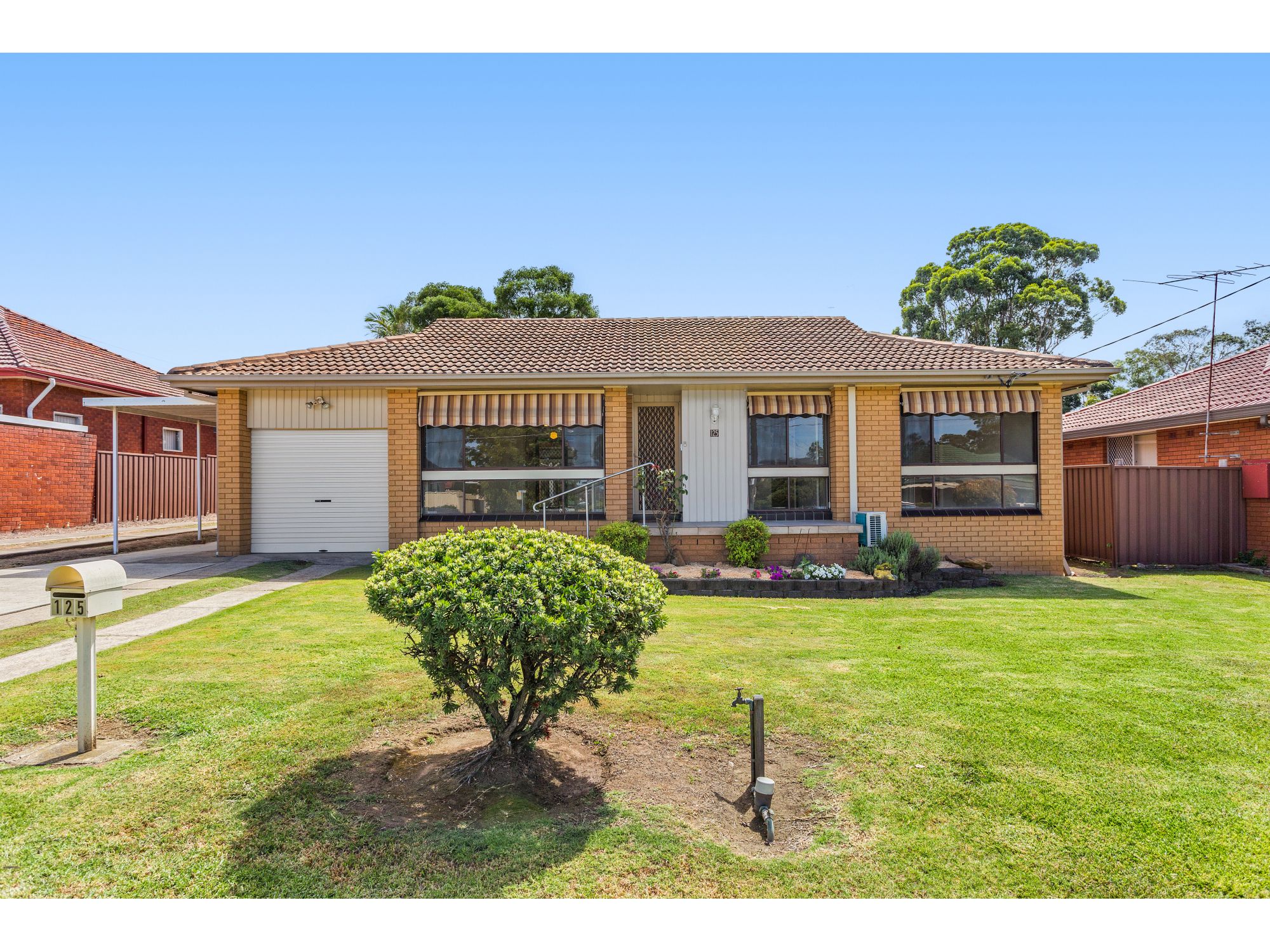 Great first home - renovate, rebuild site or granny flat or duplex potential