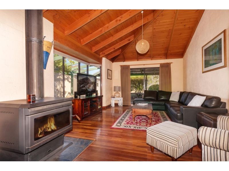 6 Quartz Street, SUTTON, NSW 2620