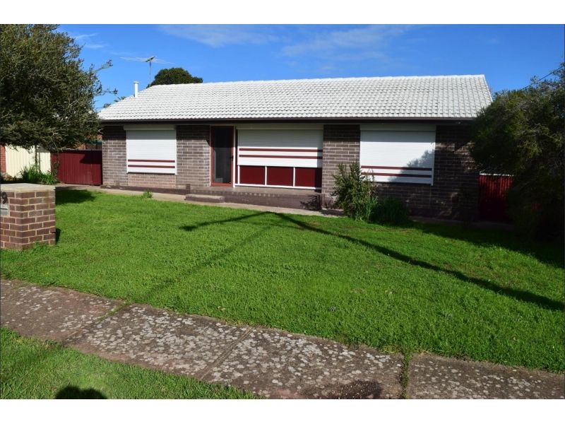 19 Barnabas Crescent, CHRISTIE DOWNS, SA 5164