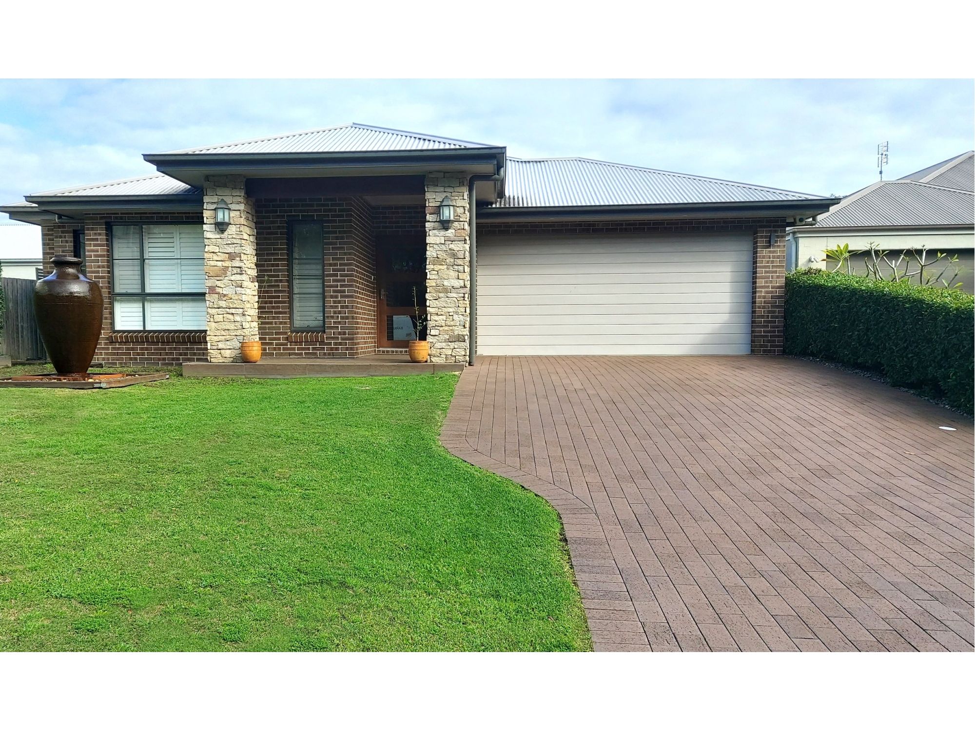 Lakeside property at trinity point Morisset Park