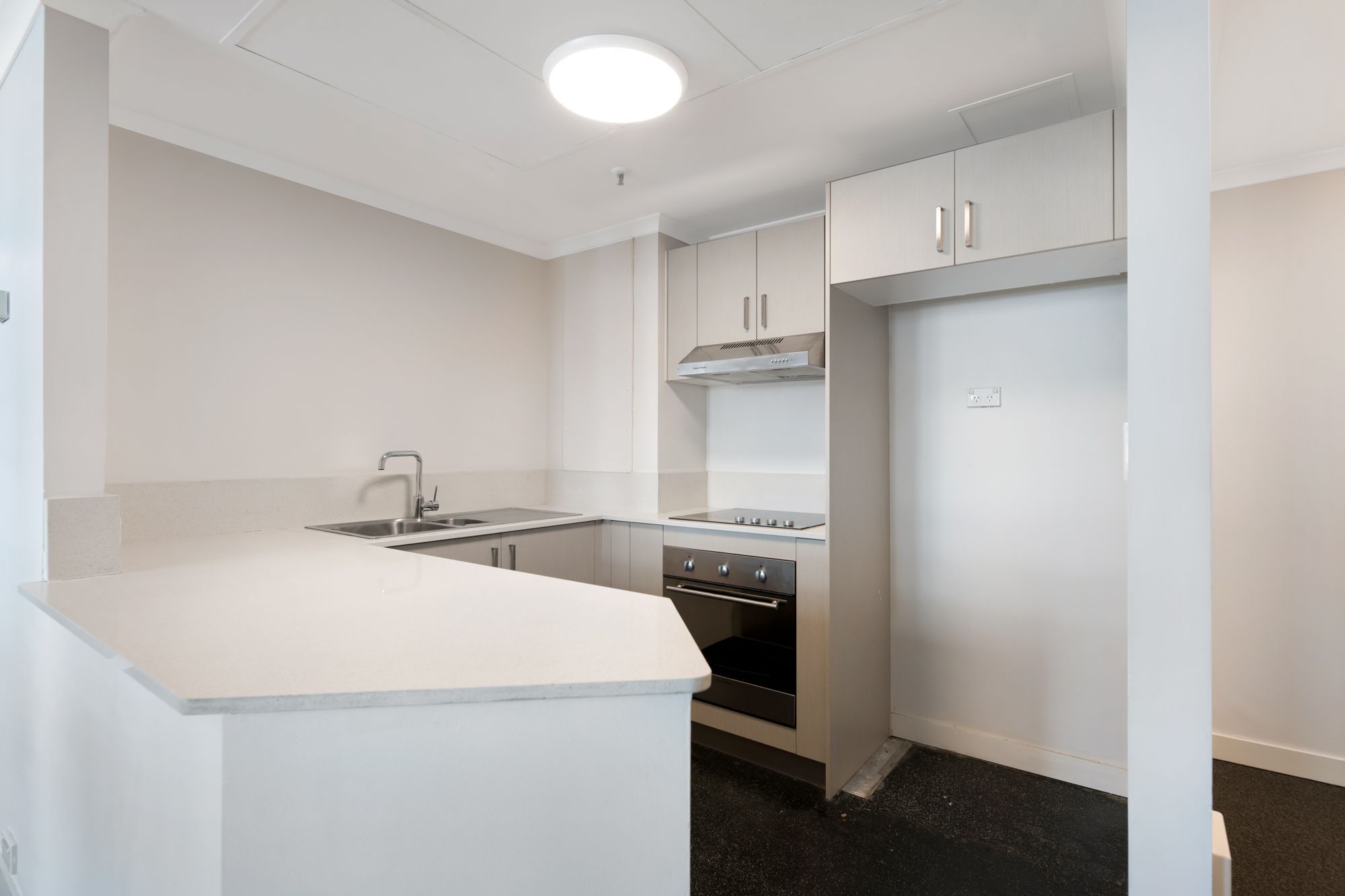 Great deal on 2 bed 2 bath in the CBD
