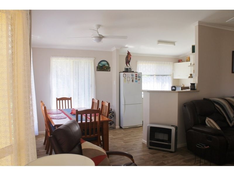 What a wonderful location and amazing price!