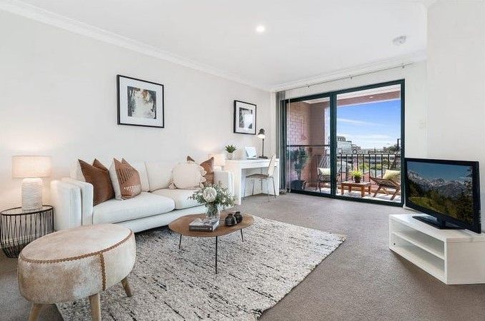 Prime lifestyle offering in the centre of Newtown