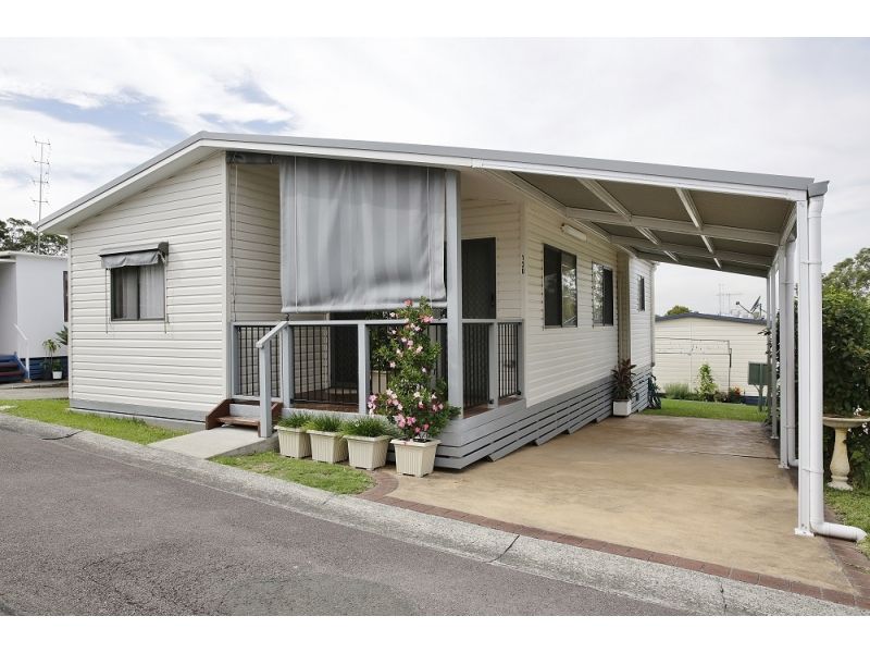 IMMACULATE NEAR NEW 2 BEDROOM HOME at Bevington Shores Over 50's Village