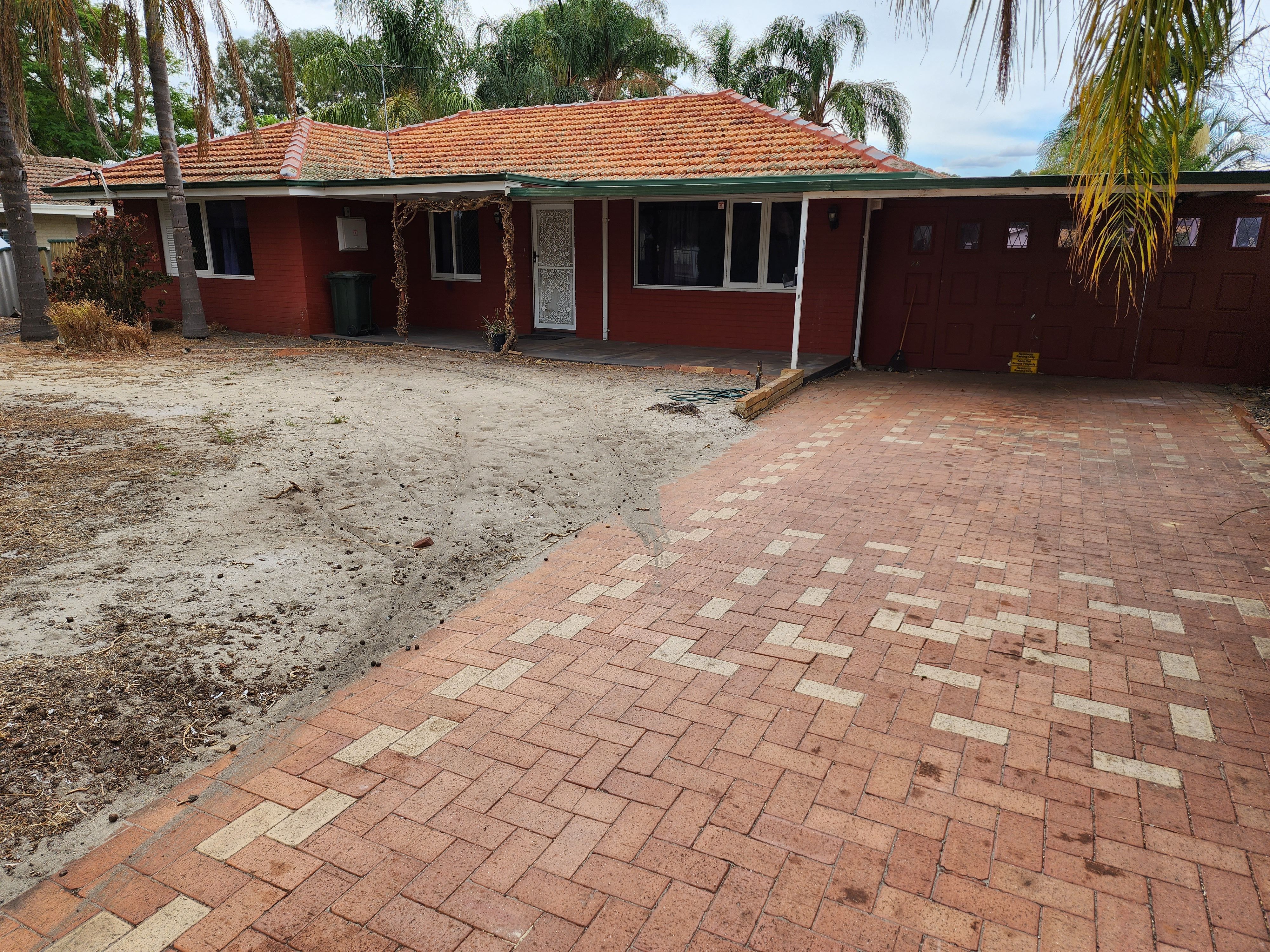 26 DEVENISH ROAD, LOCKRIDGE, WA 6054