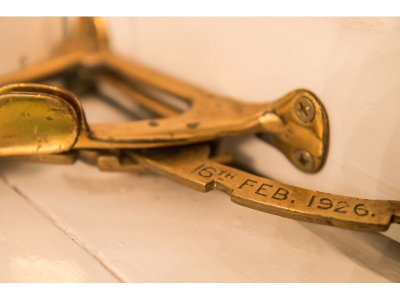 Renovated 1920s Queenslander with Multiple Living Options