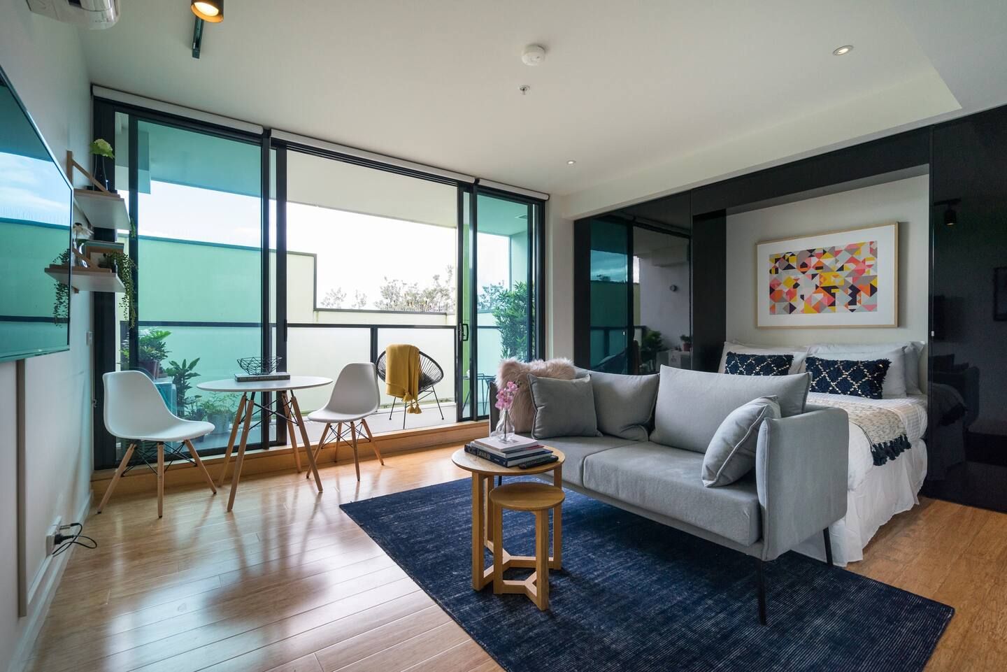 Modern Apartment in the Heart of St Kilda
