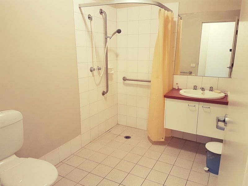 RED HOT INVESTMENT or MOST AFFORDABLE Strata Titled OYO STUDIO APT. $150,000. Now Vacant after 2 yr lease at $295 pw Gross Yield 10.2 % p.a.