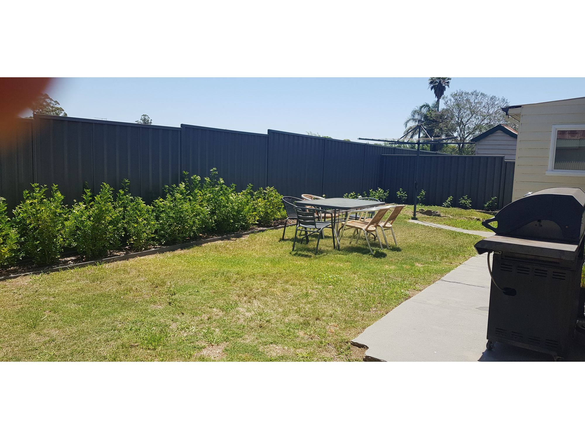 Lovely renovated house, located a short 5 mins walk to the main shopping precinct