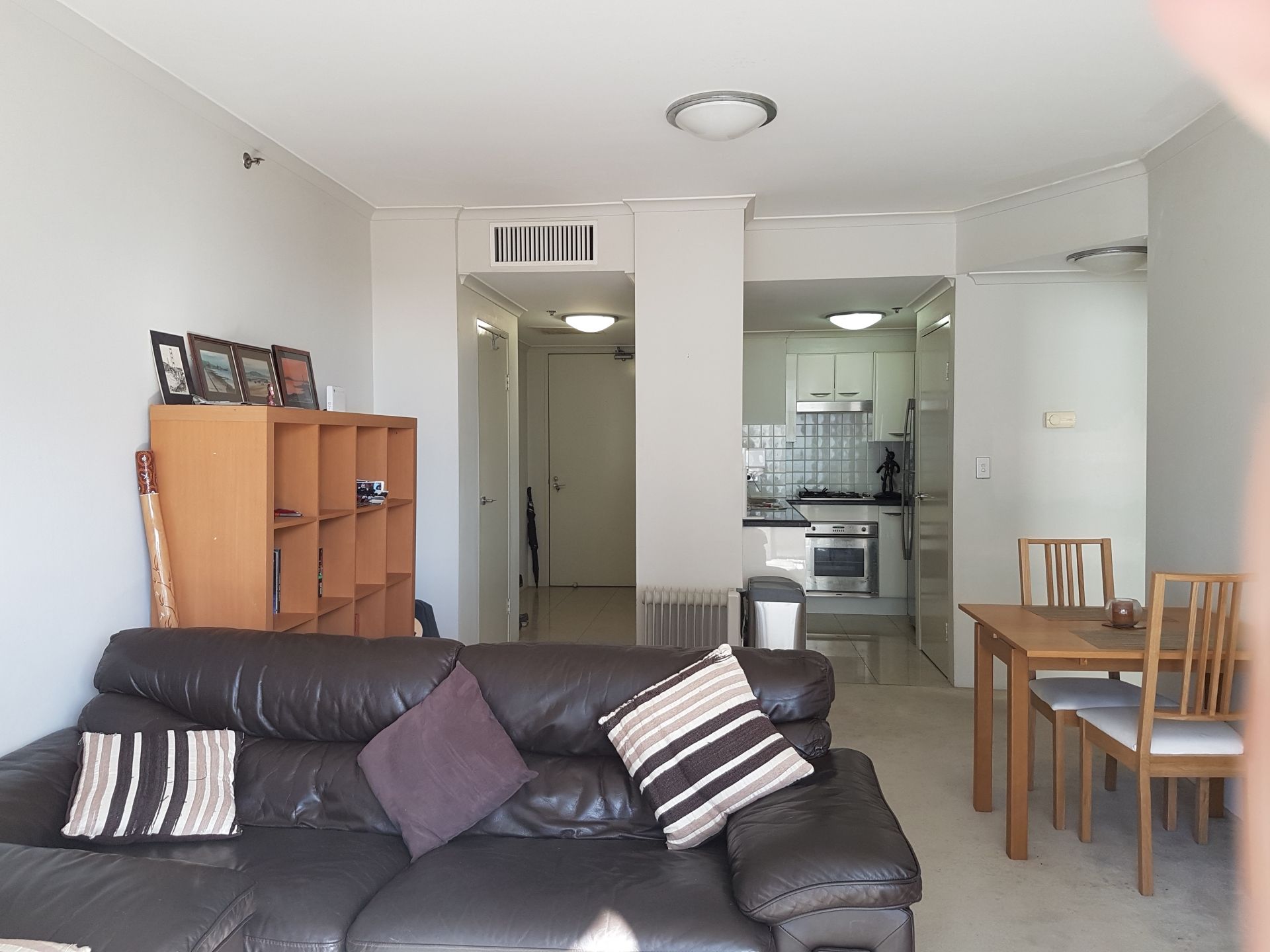 Sunny east facing, 1 Bedroom unit (with Lock up Garage) in The Bentleigh - Call now to arrange an inspection