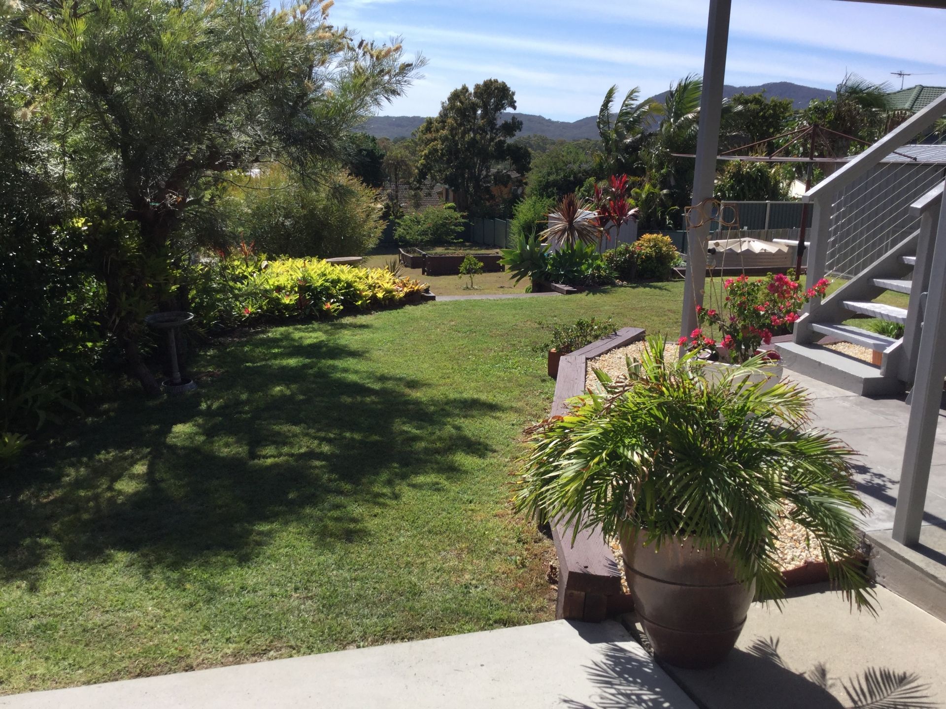 Well Kept 4 Bedroom Home On 1237sqm Block with Mountain Views