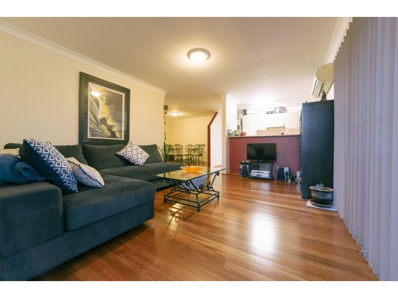 Light, Bright & Close to Everything