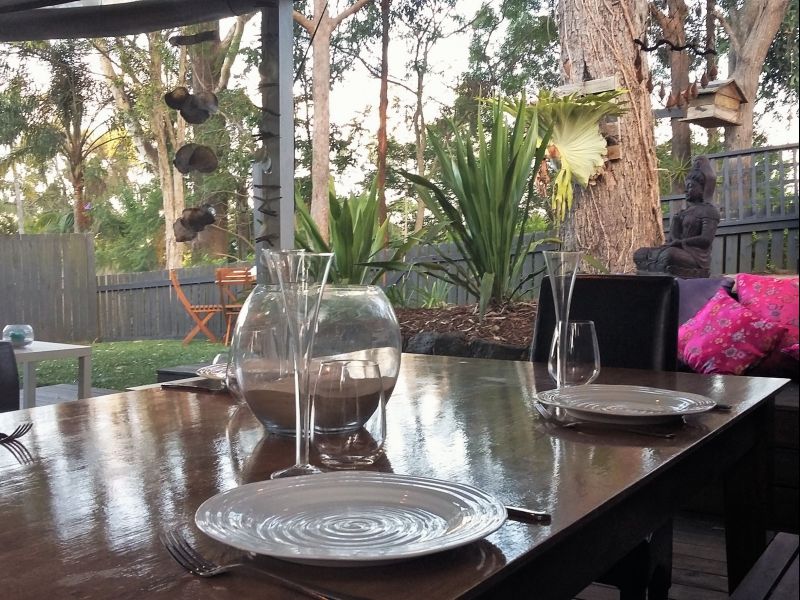 Tranquil family home in perfect location.