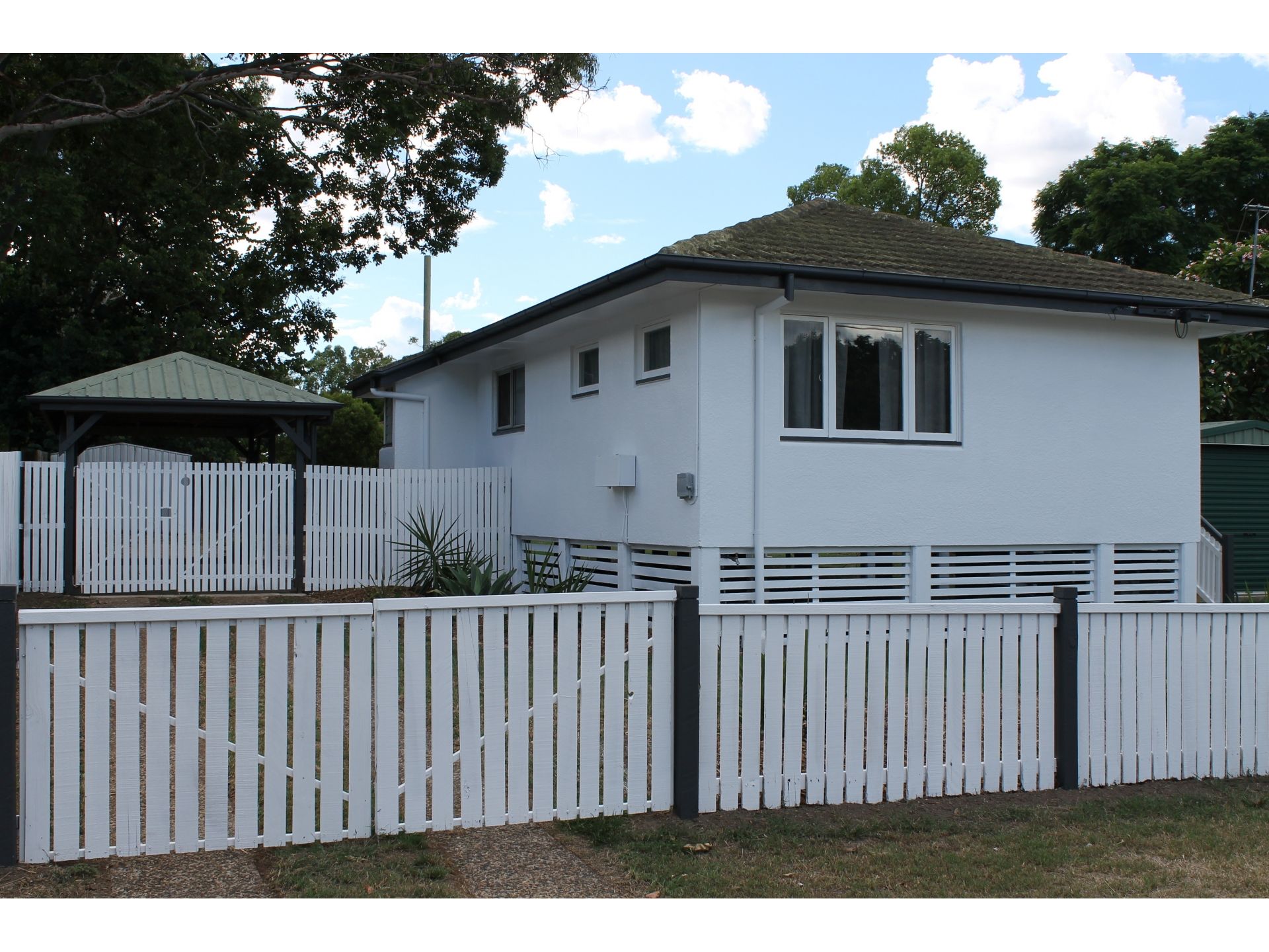 Fully renovated. Nothing to do. Ultimate investment. Will sell fast. $310pw rent