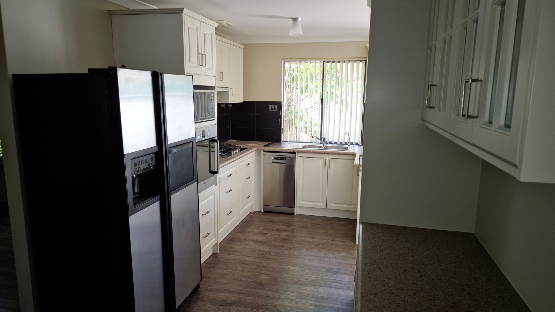 1/6 MORNINGTON BLVD WAIKIKI