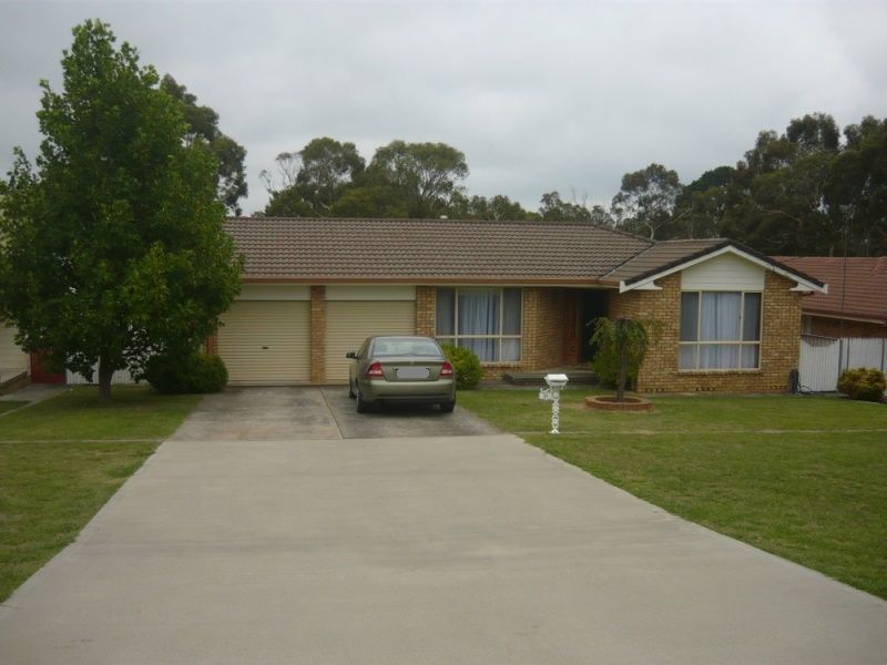 Large Family Home on 1/4 Acre Block