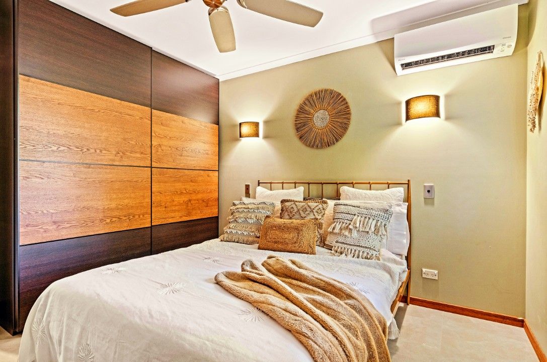 CLASSIC VIBE OVER 1/3 OF AN ACRE ..