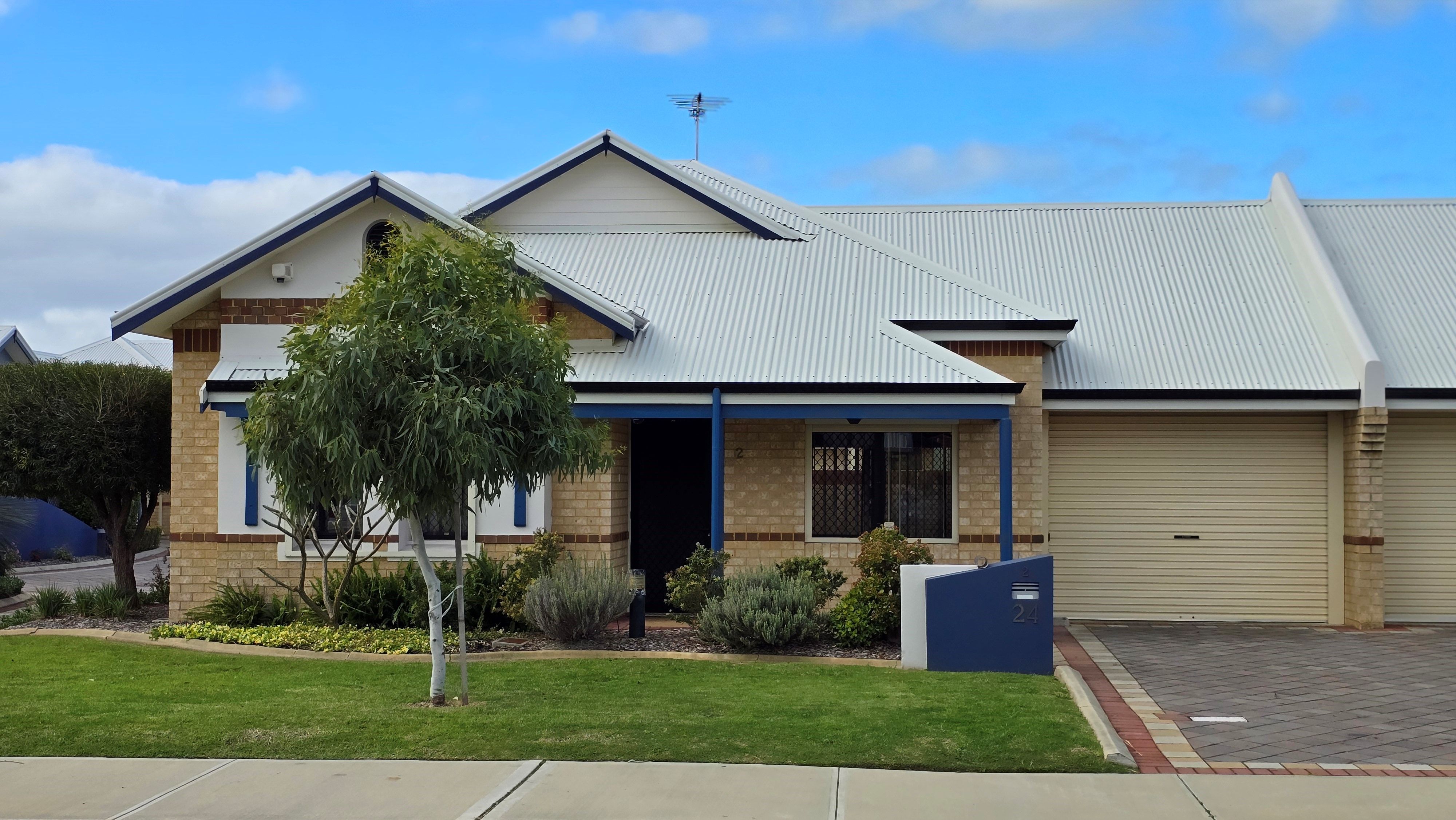 Under Offer! Charming 2 Bedroom Villa in Warnbro - Retirement Village