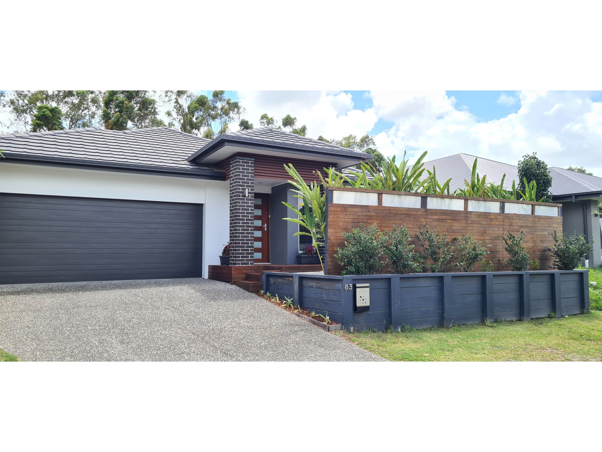 Under Offer - Affordable luxury living in Ormeau Hills. Landscaped, low-maintenance gardens backing onto beautiful natural bush-land. Move-in ready.