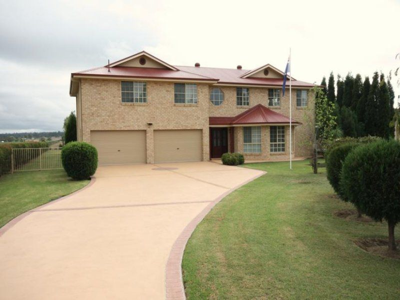 Family home for sale !!!