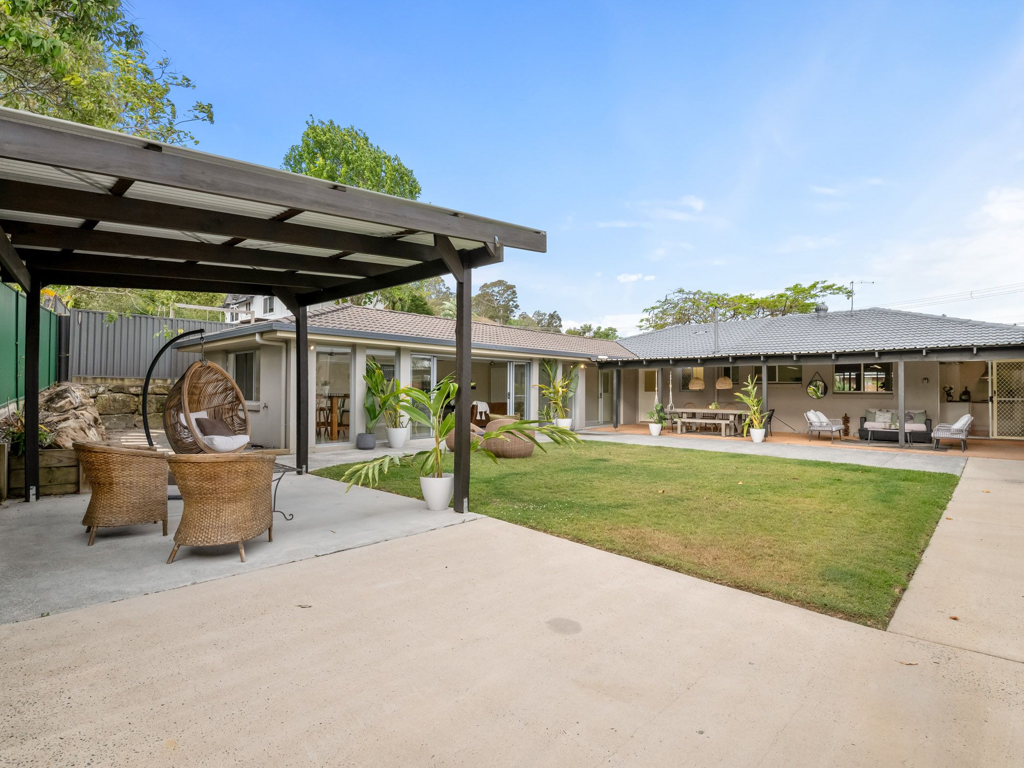 This Superb Property is Waiting for it's Forever Family!